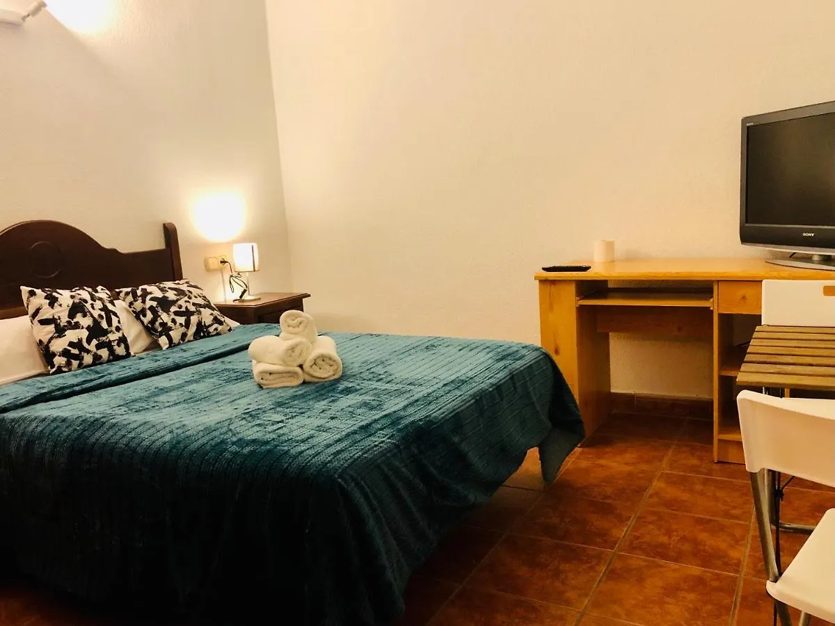 Low Cost Rooms Malaga River 0*,  Hiszpania